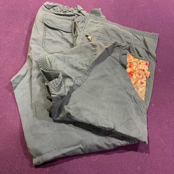 Scrubs set